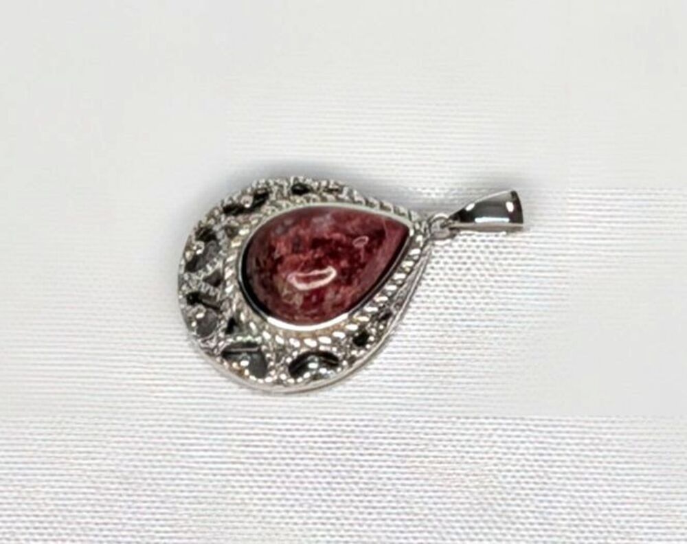 14 x 10 mm Pear Shape Cabachon Pink Thulite Pendant in Sterling Silver